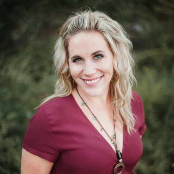 Meet your Posher, Allison - Picture 1 of 1